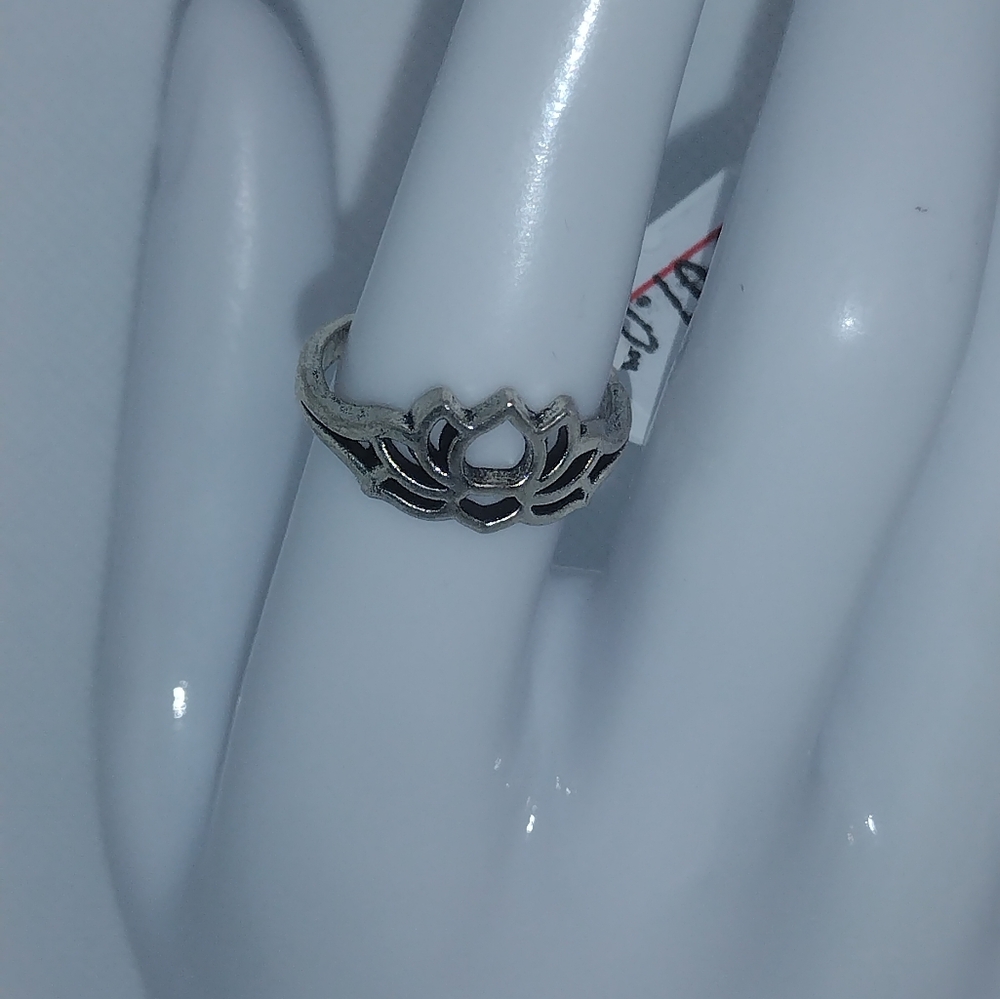 Bohemian Style Ring - Lotus